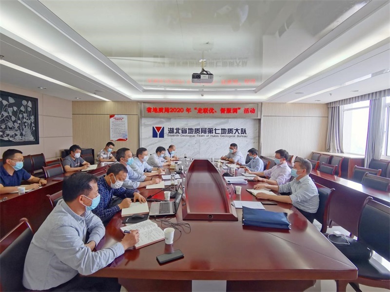 局總工(gōng)程師(shī)熊保成到(dào)七隊調研指導産業(yè)發展